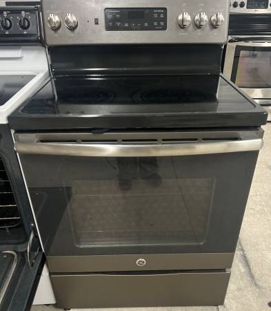 Black Stainless Ceramic Range 1