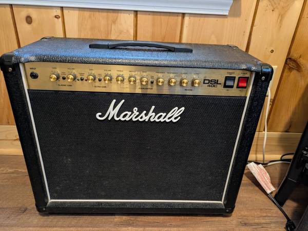 Marshall DSL40C combo tube amp 1