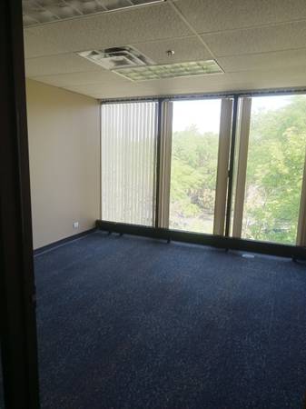 $3,933 / 2951ft2 - Suite de oficinas en Glenview en Waukegan Rd (Glenview)63898735537923122