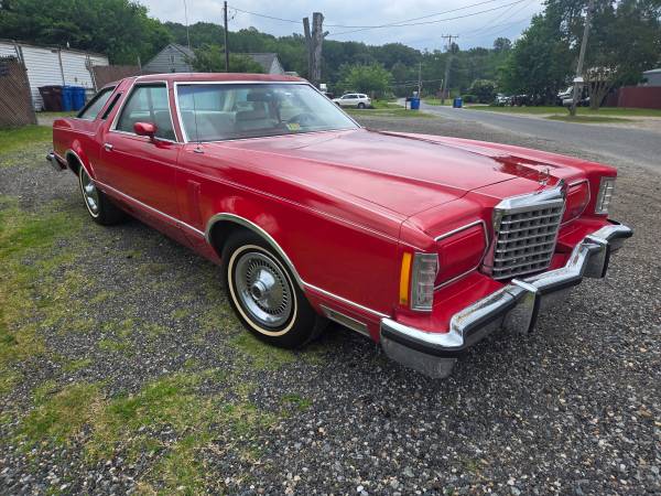 1977 Ford thunderbird - $7,950 (Chesapeake)63621686556419123
