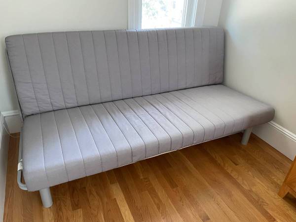 IKEA BEDDINGE Futon / Sofa / Bed 1