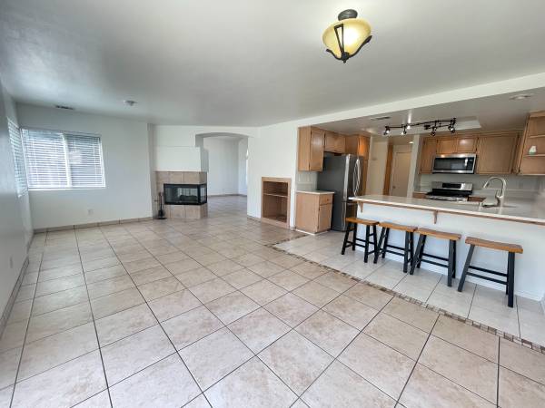 $3,300 / 3br - 1661ft2 - 524 Brookside Drive (Lompoc)63696006049921121