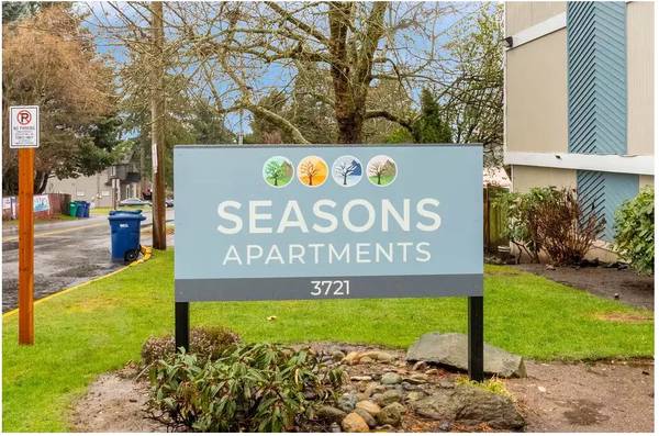 $1,995 / 2br - 950ft2 - Where every corner tells a story: Discover our 2 BR oasis. (Tukwila - Westfield Mall)63659711115905124
