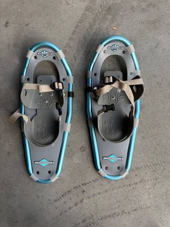 LL Bean kids snow shoes 1