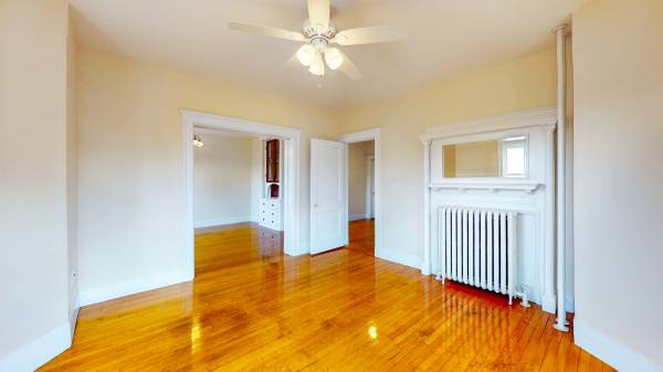 $2,900 / 4br - 1350ft2 - Large, Modern Apartment with a Deck + Parking (dorchester / savin hill)63856339167619123