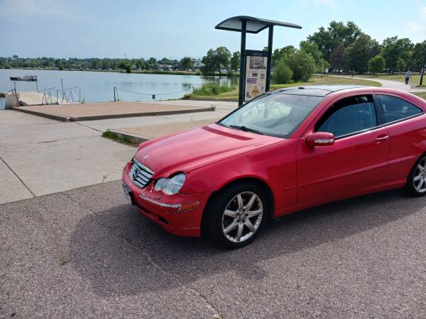 Mercedes Bentz C320 Sport Coupé - $3,500 (Wheatridge Co)63619768076161123