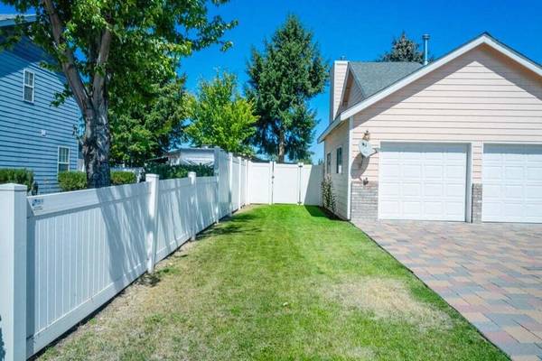$529,000 / 3br - 1823ft2 - 214 SW Meadow Lakes Drive (Prineville)63839290783235123