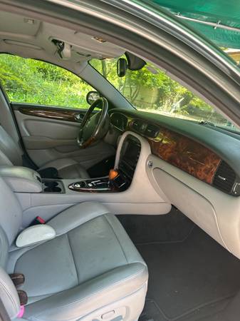 2005 Jaguar XJ8L - $8,000 (fairfax)63499138893443122