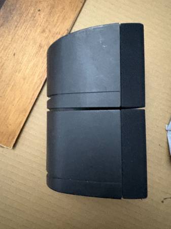 Bose Acoustimass Doble Cubo Altavoz - unidad individual - $20 (hercules, pinole, san pablo, el sob)63439942516611121