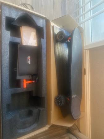Electric skateboard 1