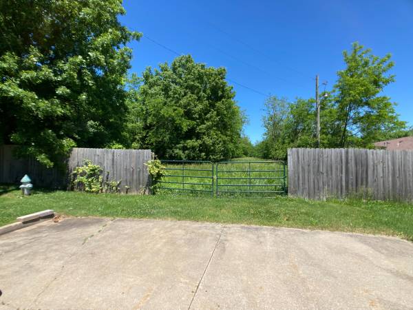 $1 20 Acre Auction - Fulton63845292792323122