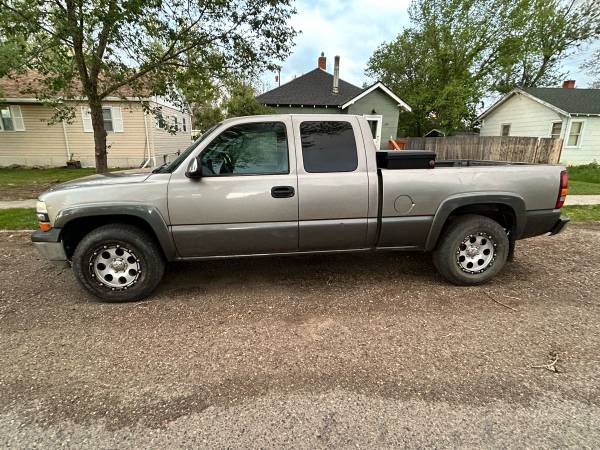 2000 Chevy Silverado 1500 4X4 1