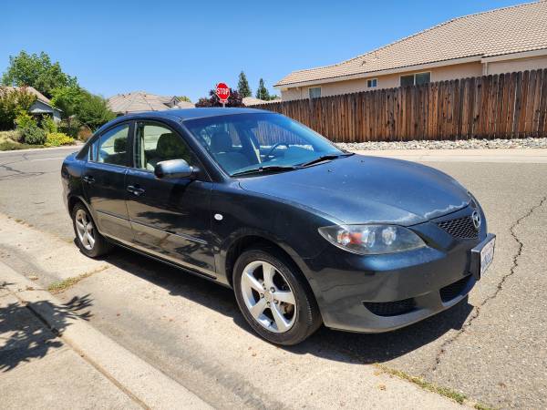 2005 Mazda Mazda 3 - $2,70063619486820481122