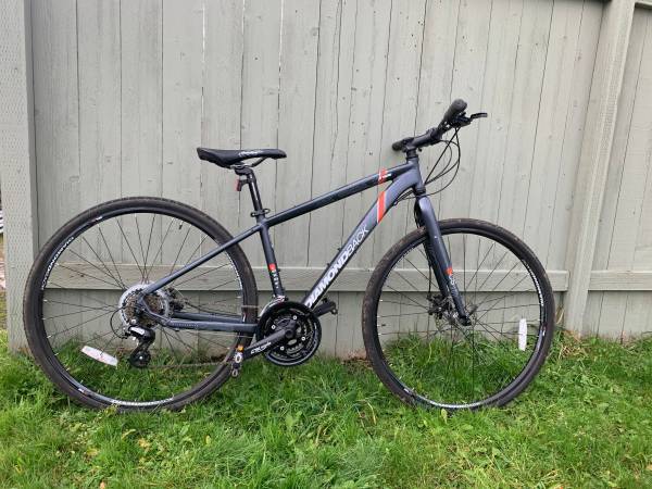Diamondback Hybrid Bike 1