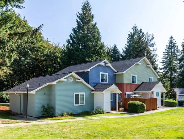 $1,950 / 1hab - 610ft2 - ¡Excelente comunidad amigable con mascotas en Poulsbo! ¡Pregunte por detalles! (Poulsbo)63688333071617123