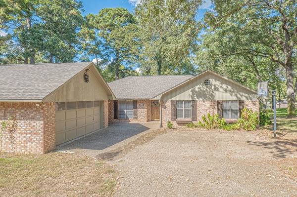 $2600.00 / 3br - 1971ft2 - Beautiful home in Tyler, Texas!64037559693955121