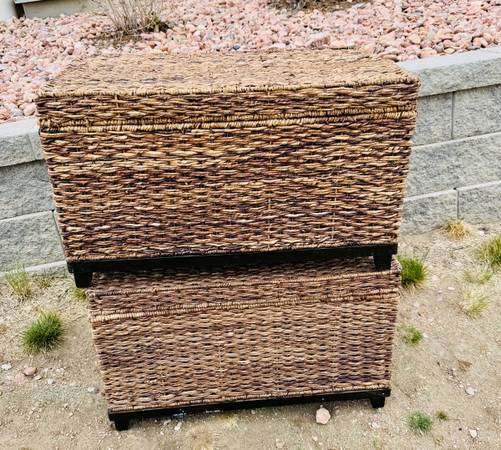 2 Large Wicker Storage Trunks & wall decor art 1