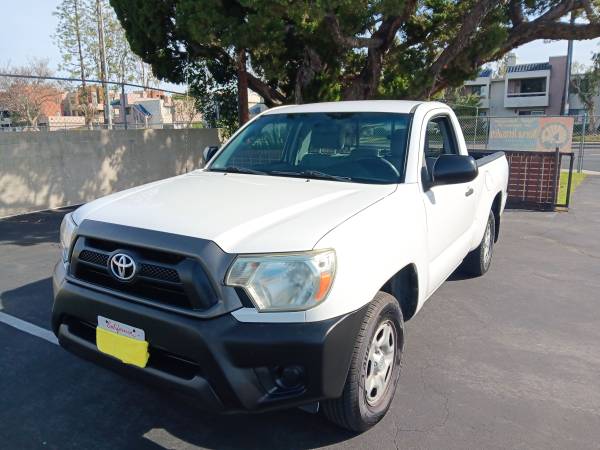 2014 Toyota tacoma 1