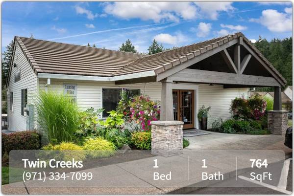 $1,579 / 1br - 764ft2 - 1 BR/1 BA that'll make your pet's tail wag! Pet-loving community. (Clackamas - Near Clackamas Town Center)63956647276162121