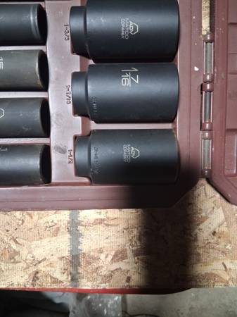 Matco 1/2" deepwell socket set 1