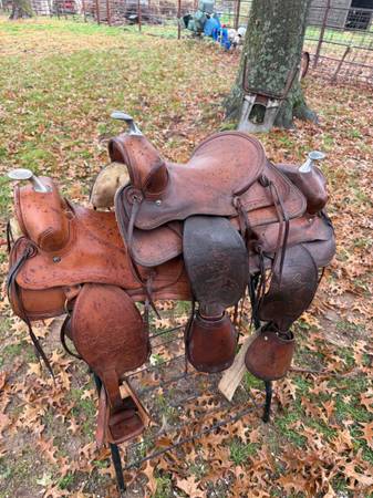 11” Roy Rogers child saddles 1
