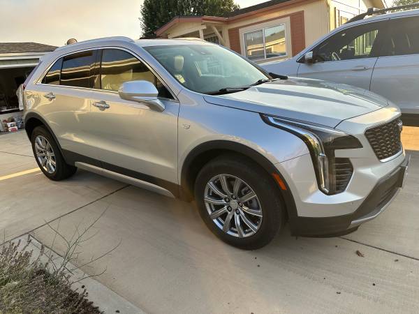 2020 CADILLAC XT4 1