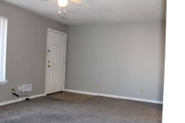 $1,180 / 3br - 1008ft2 - Looking For Convenience? Well, Look No Further! (2981 6th Street Southwest, Cedar Rapids, IA)63815109376515122