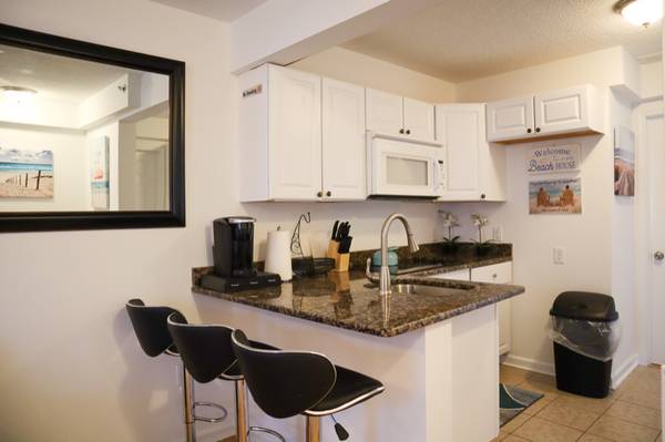 $1800.00 / 3br - 980ft2 - Modern 3 Bed/2 Bath Ocean Block Apartment in Ocean City - Available 1063839299788803120