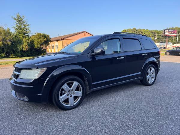 ▪️2010 Dodge Journey SXT - Kilometraje bajo▪️ - $2,950 (Chesapeake)63621685735681123