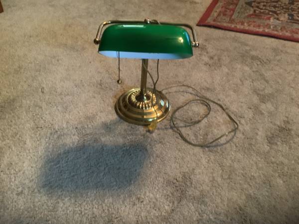 DESK LAMP 1