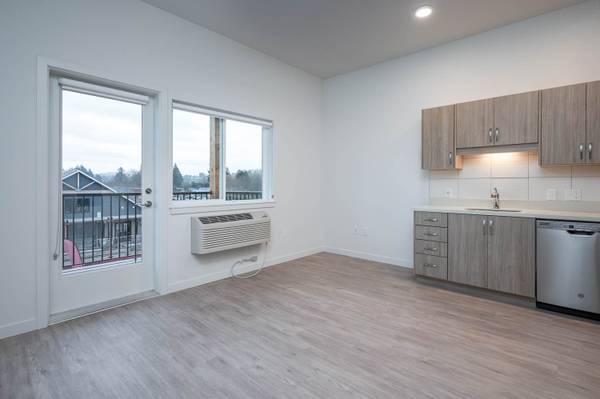 $1,288 / 434ft2 - Stay cool with in-unit ceiling fans! Now renting at The Byway! (Wood Village - 5 minute drive from 1,000 Acre Dog Park)63672637146883124