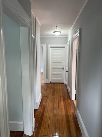 $900 / 4br - 1 bedroom available in 4bd/1bath house63839292318083122
