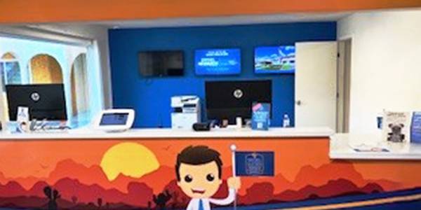 Wireless internet available, Onsite parking 1