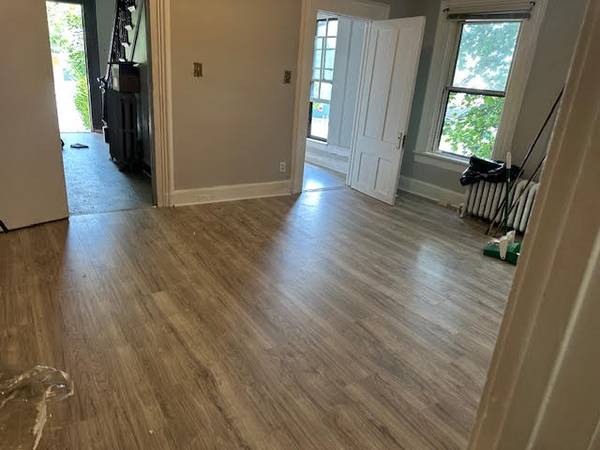 $1390.00 / 2br - Cozy 2 Bed 1 Bath Unit in Waterbury, CT - Available 9/1/2025 - $139064010333421443121