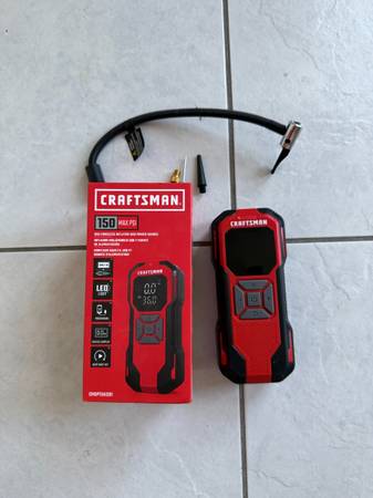 Used Craftsman Cordless Inflator and Power Source 1