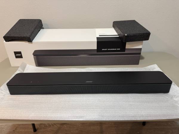 Bose Soundbar 300 1