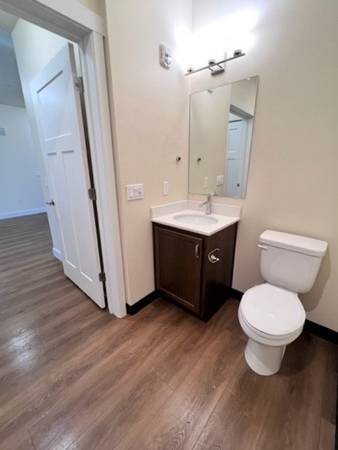$1,749 / 2 habitaciones - 966 pies² - ¡Alquiler con descuento aquí en The Landing!!! (Vancouver)63831397316865124