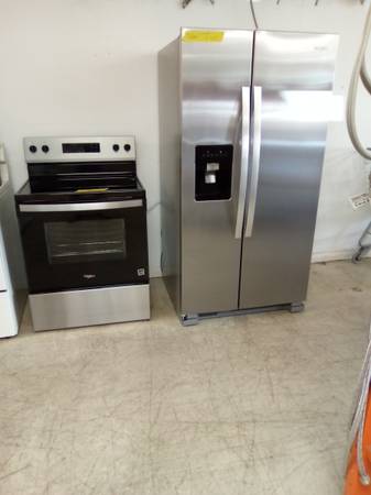 Stainless Whirlpool Kitchen Set 1