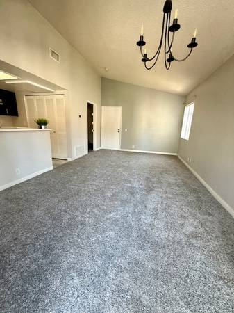 $2,600 / 2br - 752ft2 - Lovely Eastlake condo (Eastlake Chula Vista)63775698123649123