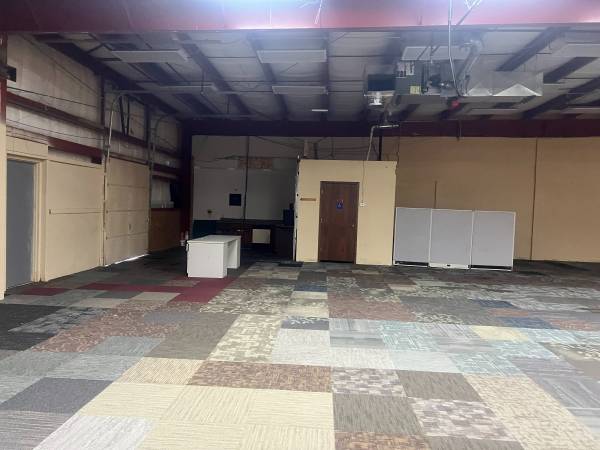 $2,700 COMMERICIAL OFFICE SPACE FOR RENT (RALSTON)64020843522434120