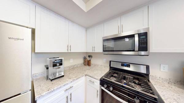 $2,535 / 2br - 924ft2 - Pet-Friendly 1 & 2 Bedroom Apartments in Pomona! (North Pomona)64028081762050121