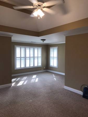 $1,300 / 1br - 700ft2 - Master Bedroom for Rent for 1 more Renter (cumming)63736026334723124