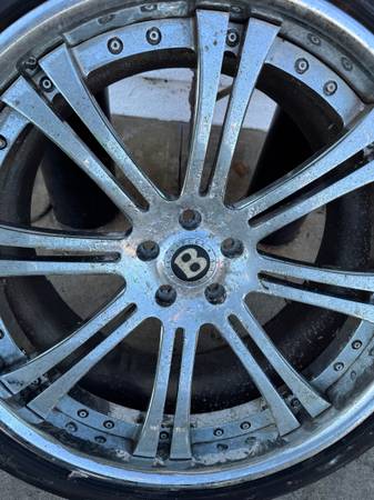 BENTLEY RIMS 1