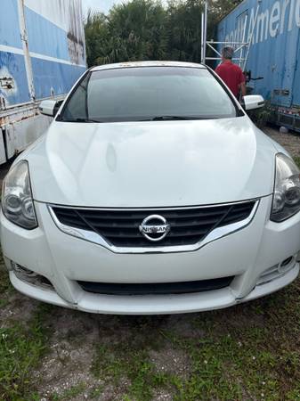 Used running 2.5 altima engine working 1