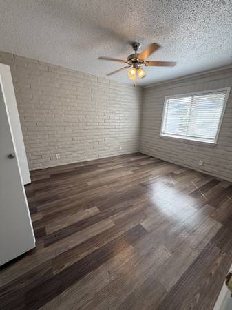 $940 / 1br - 640ft2 - Admin fee waived when you lease our last 1 bedroom apartment today! (6938 Alto Rey Ave)63971418658690121