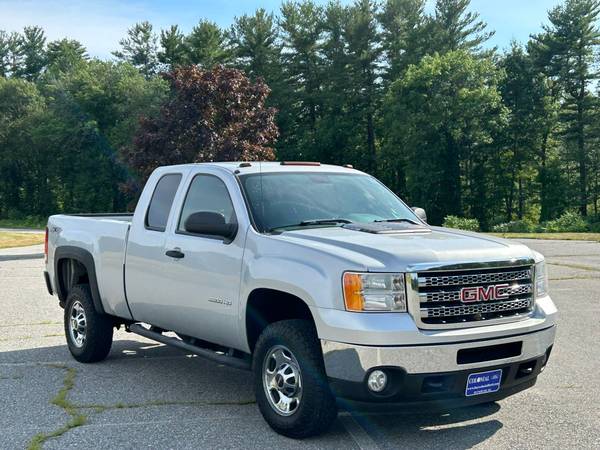 2013 GMC Sierra 2500 4X4 6.0 V8 205 mil millas, precio fijo - $8.900 (Tyngsboro)63470621265793122