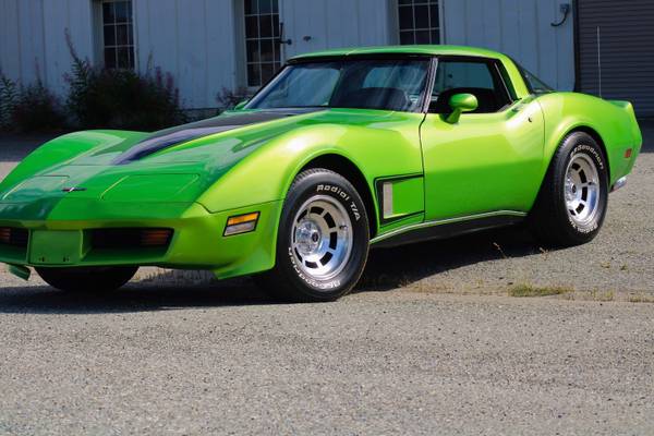1980 corvette t top - $18,00063442813151233122