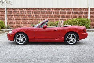 2002 MAZDA MIATA LS ; RED/TAN LEATHER/AUTO./57 K. MI. - $10,995 (conyers)63621042424321120