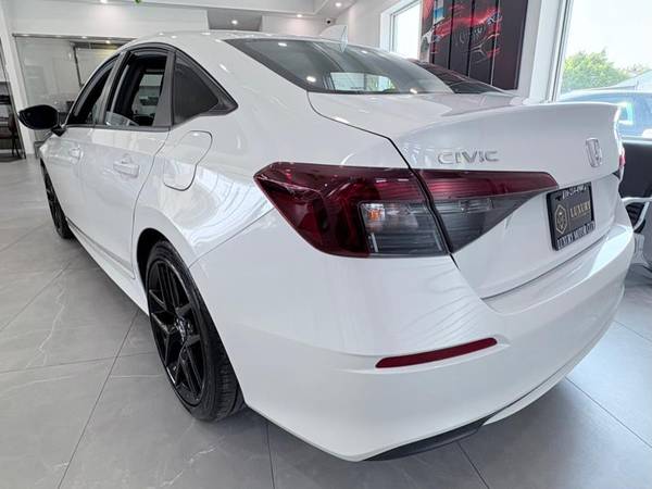 2025 Honda Civic Sedan Sport CVT 319 / MO - $319 (+ Luxury Motor Club)63654721064193124