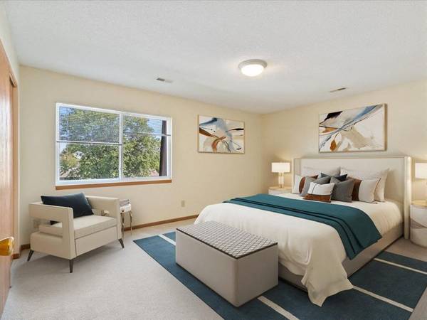 $995 / 2br - 1008ft2 - Shade Up. Splash Down. (470 Quail Ct SW, Cedar Rapids, IA)63815109132291120